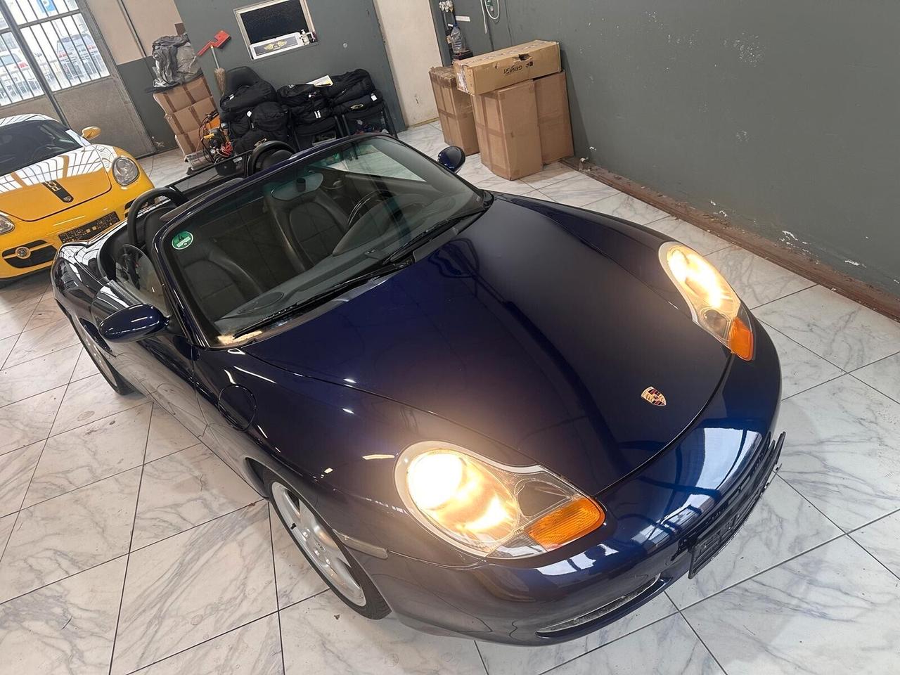 Porsche Boxster 2.7i 24V cat