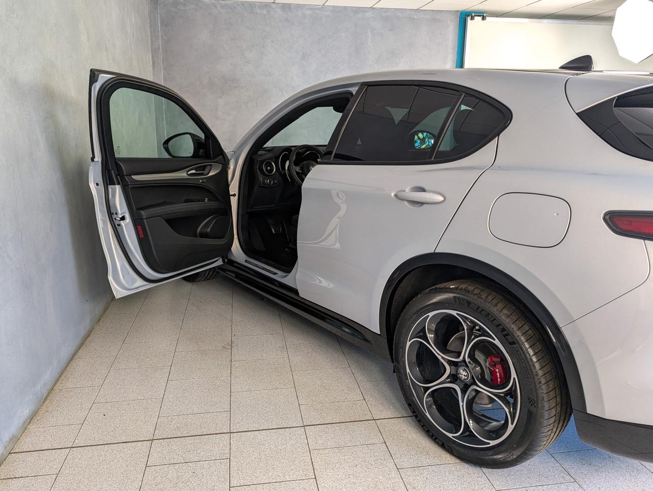 Alfa Romeo Stelvio 2.2 T Q4 210cv AT8 Veloce