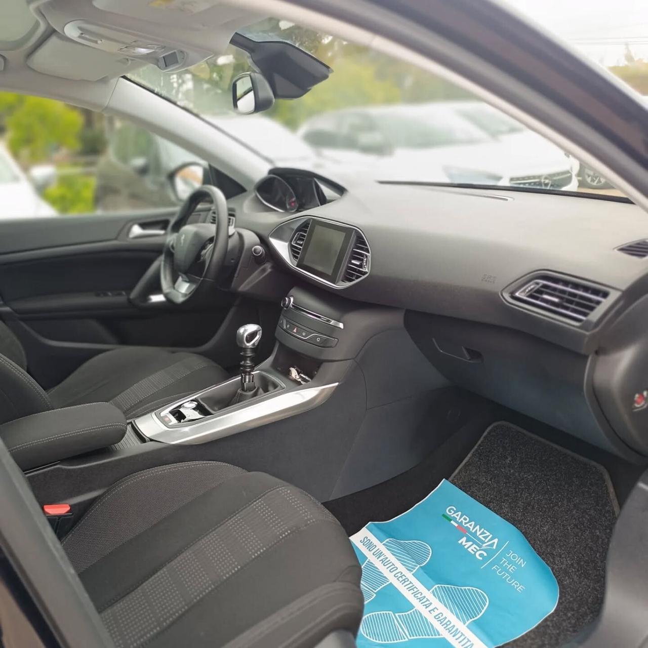 Peugeot 308 1.6 e-HDi 115 CV Stop&Start Allure