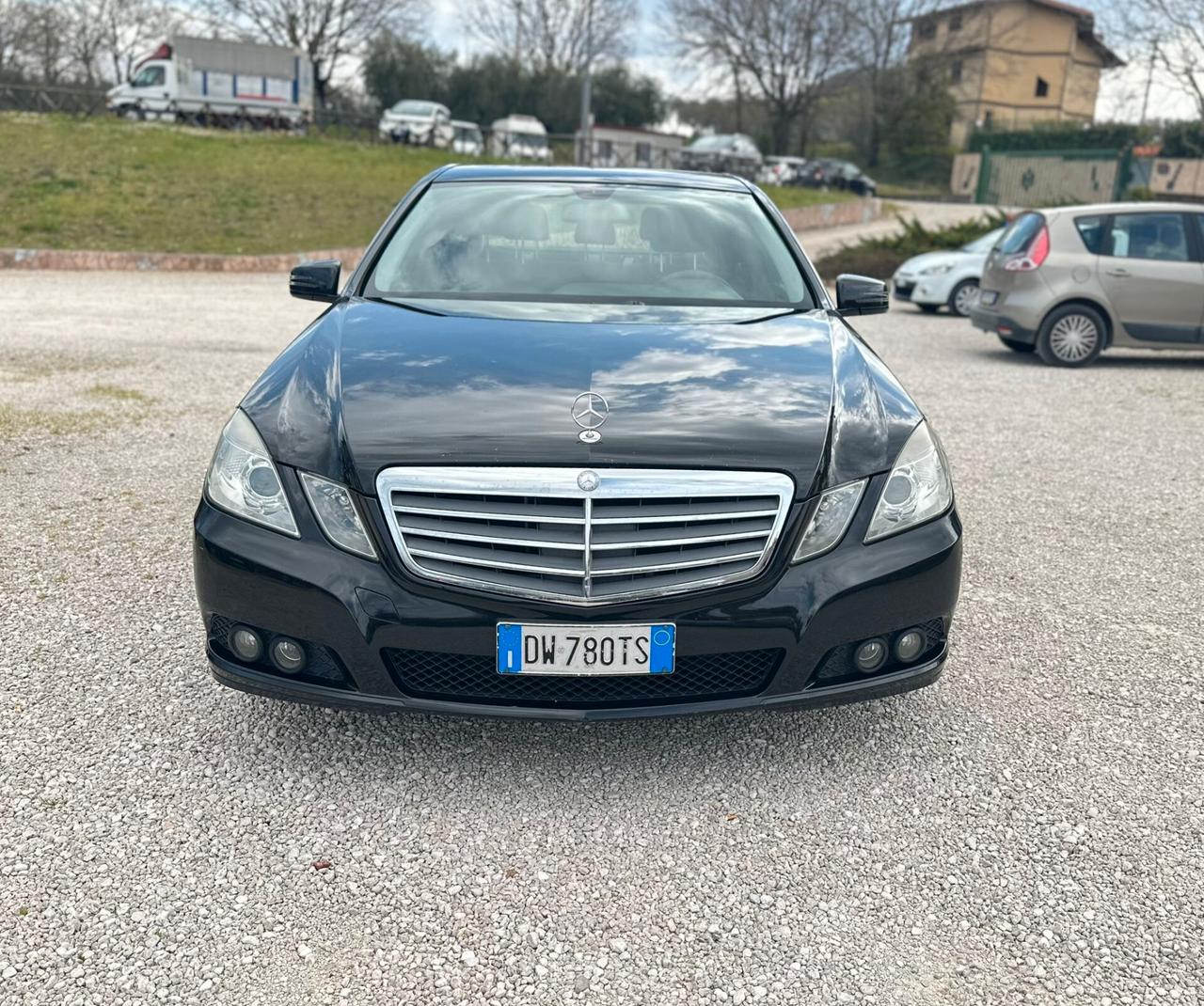 Mercedes-benz E 220 CDI BlueEFFICIENCY Avantgarde