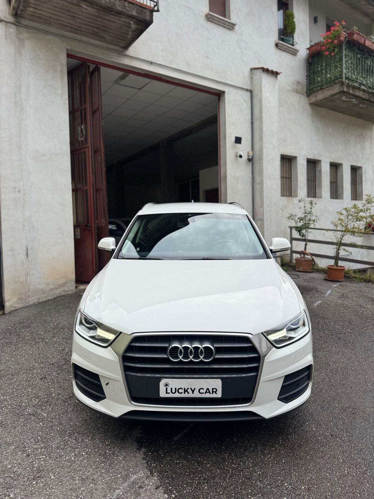 Audi Q3 2.0 TDI 150 CV Sport