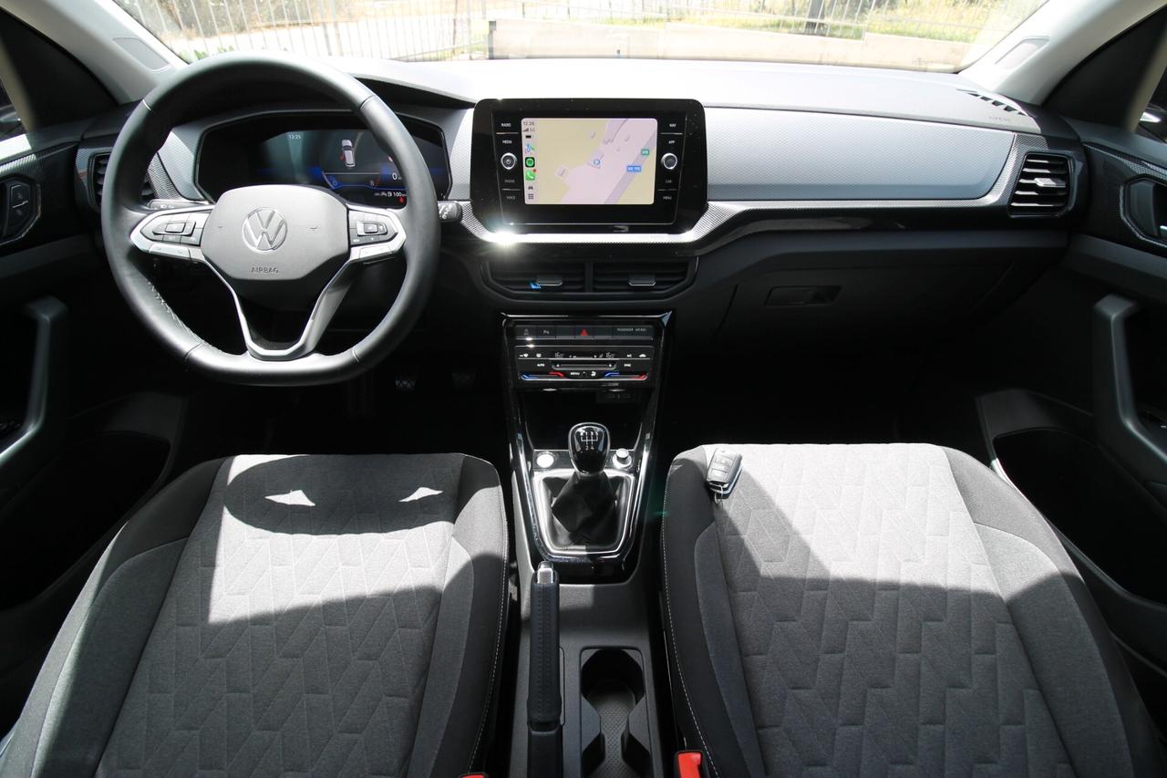 Volkswagen T-Cross 1.0 TSI Life Tech 95 cv|24000km|2024