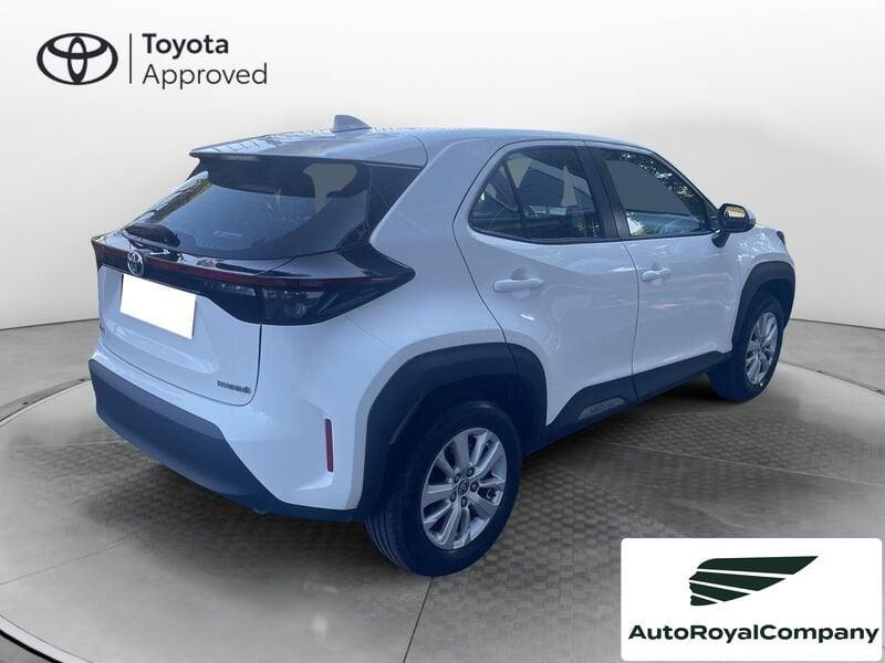 Toyota Yaris Cross 1.5 Hybrid 5p. Business IVA ESPOSTA