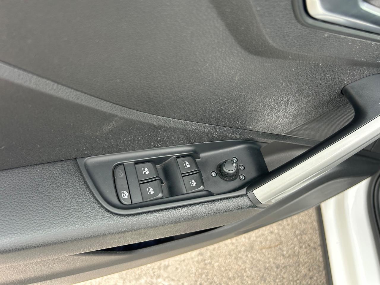 Audi Q2 35 TDI quattro S tronic Business full da vetrina