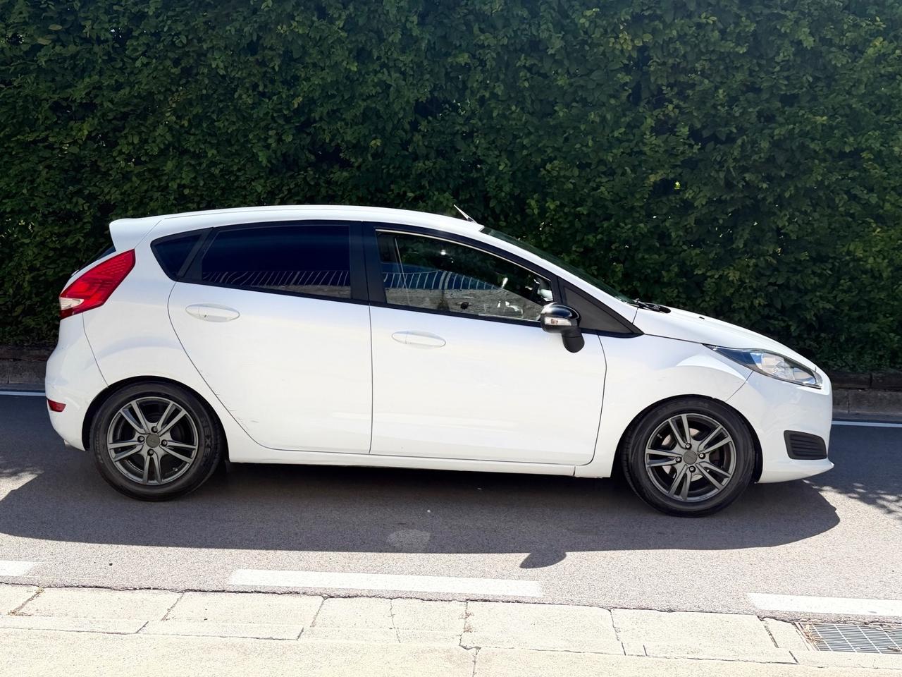 Ford Fiesta 1.2 60CV 5 porte OK NEOPATENTATI