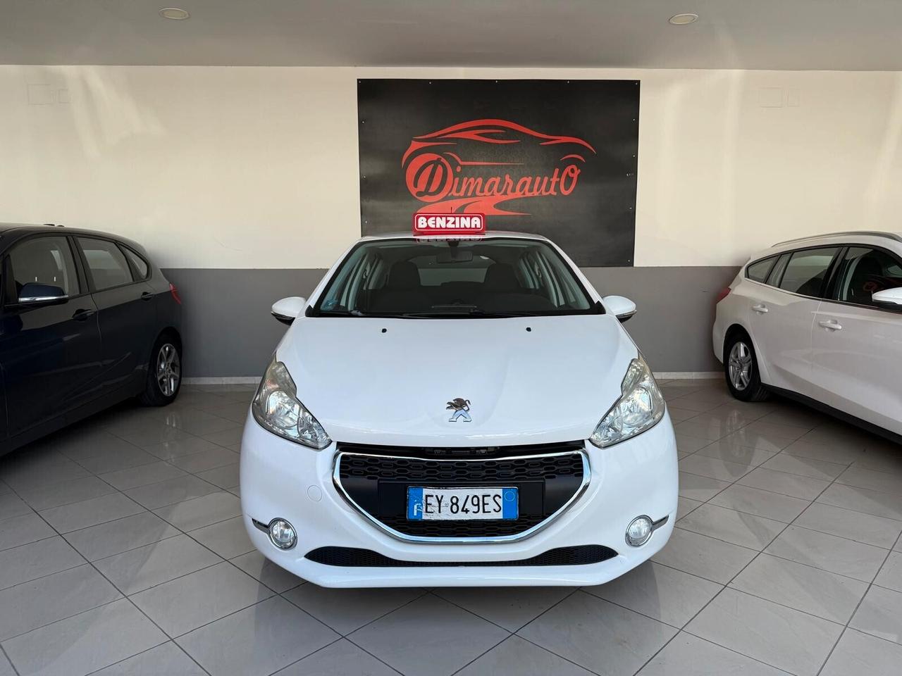 PEUGEOT 208 1.2 BENZINA CON 138.000 KM 2015