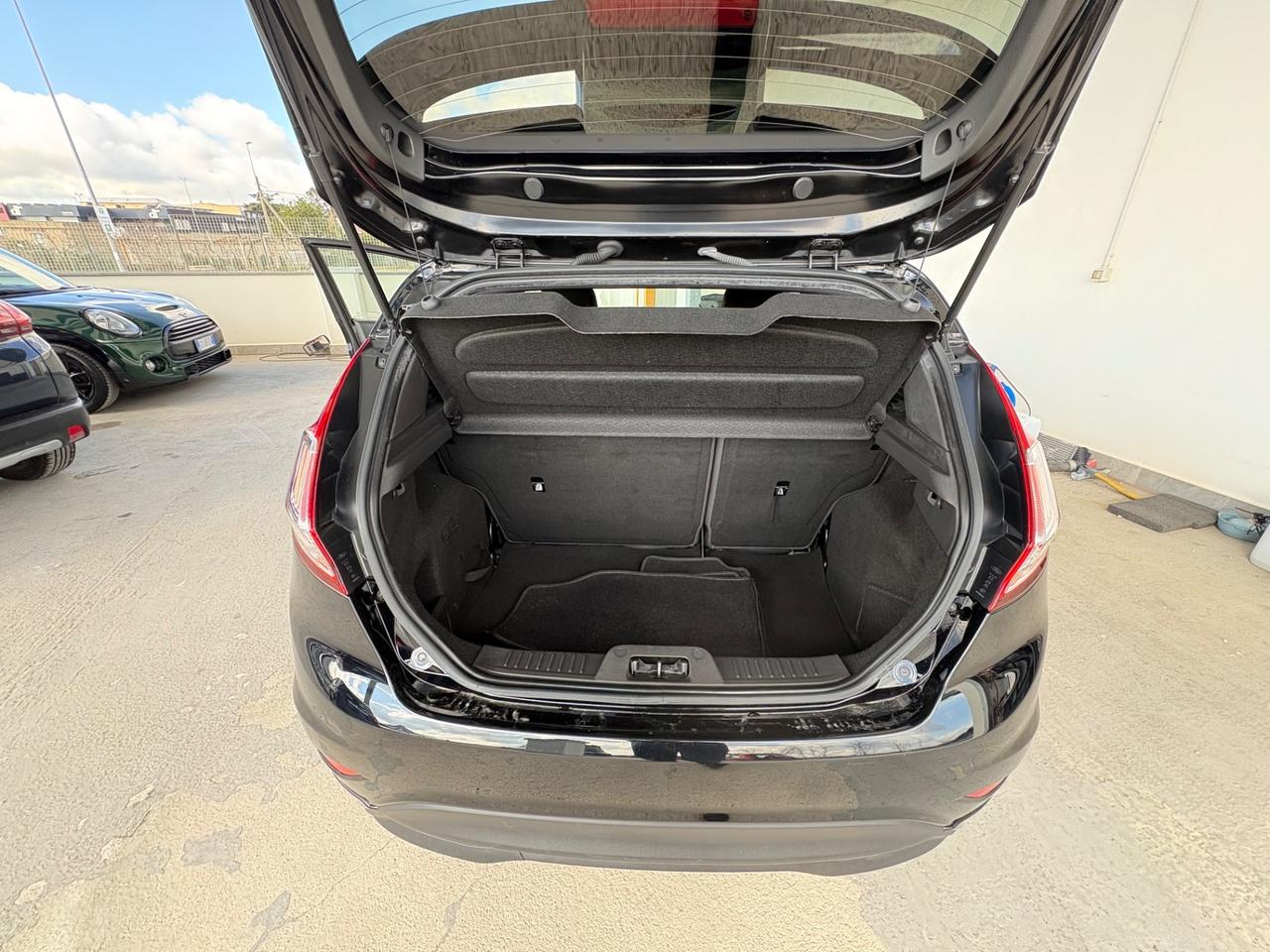 Ford Fiesta 1.5 TDCi 75CV 5 porte ST-Line