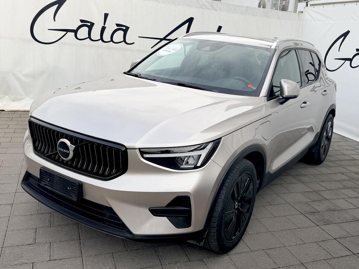 XC40 T4 Recharge Plug-in Hybrid automatico Core