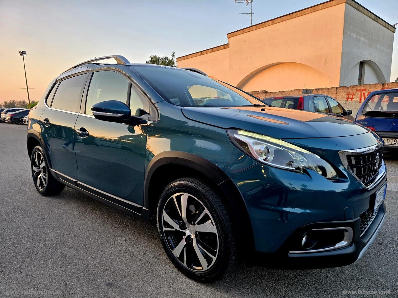 PEUGEOT 2008 BlueHDi 100 S&S Allure