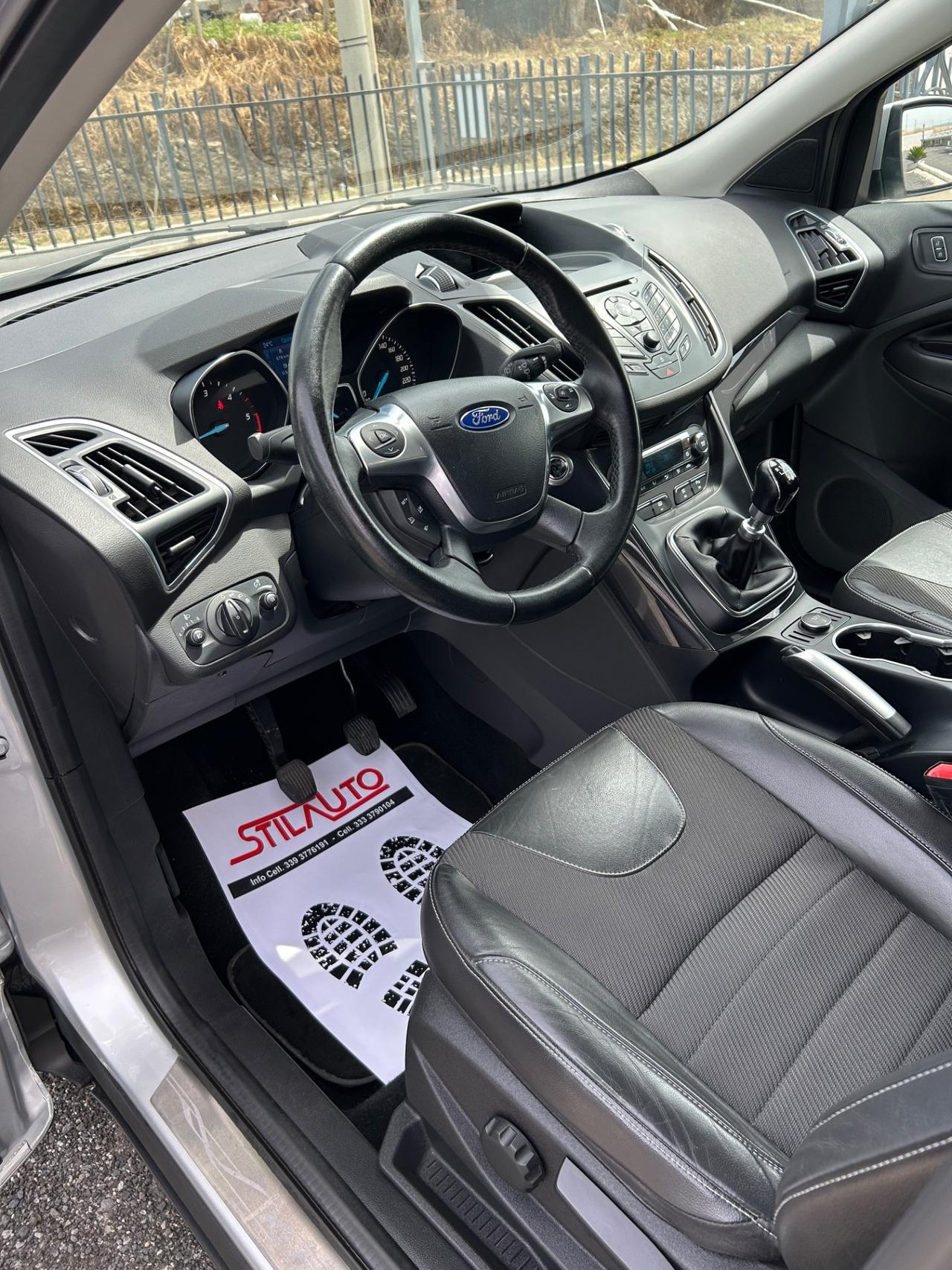 Ford Kuga 2.0 TDCI 140 CV 4WD Titanium