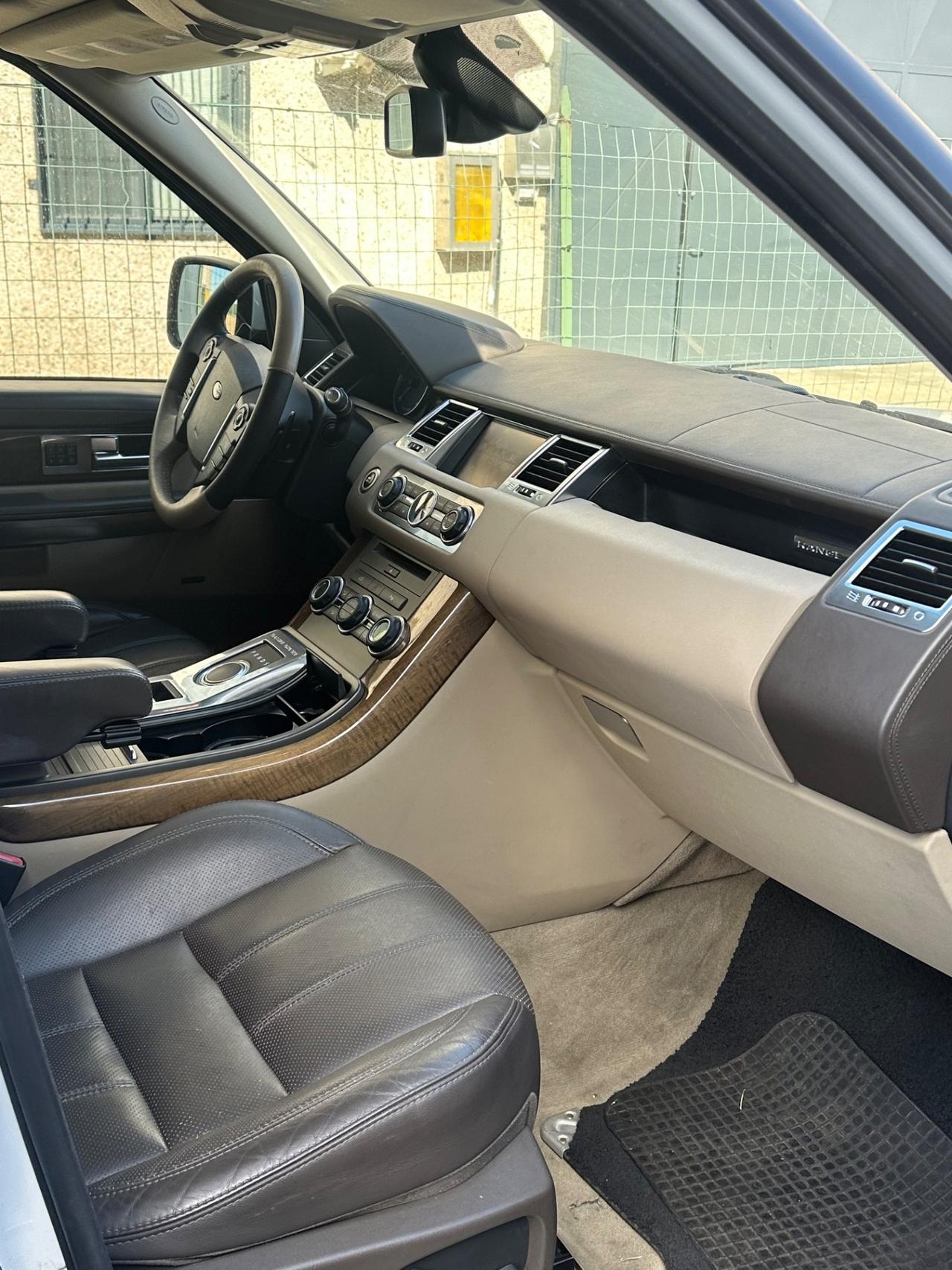 Land Rover Range Sport 3.0 SDV6 HSE