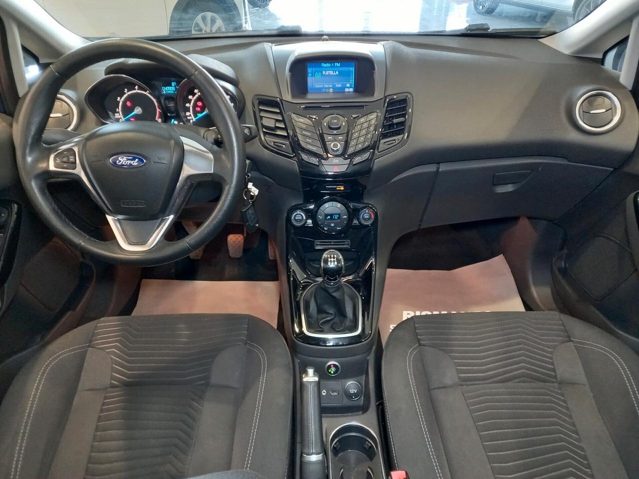 Ford Fiesta 1.4 5p. 40.000 Km GPL Titanium