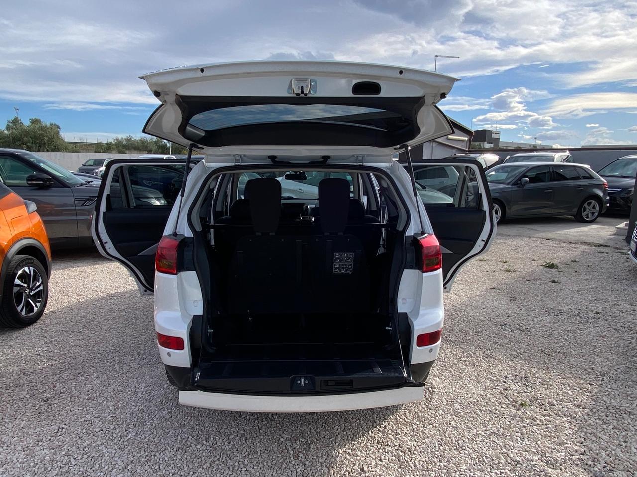 Peugeot 4007 2.2 HDi 156CV DCS Féline 7 POSTI 4x4 UNICO PROPIETARIO