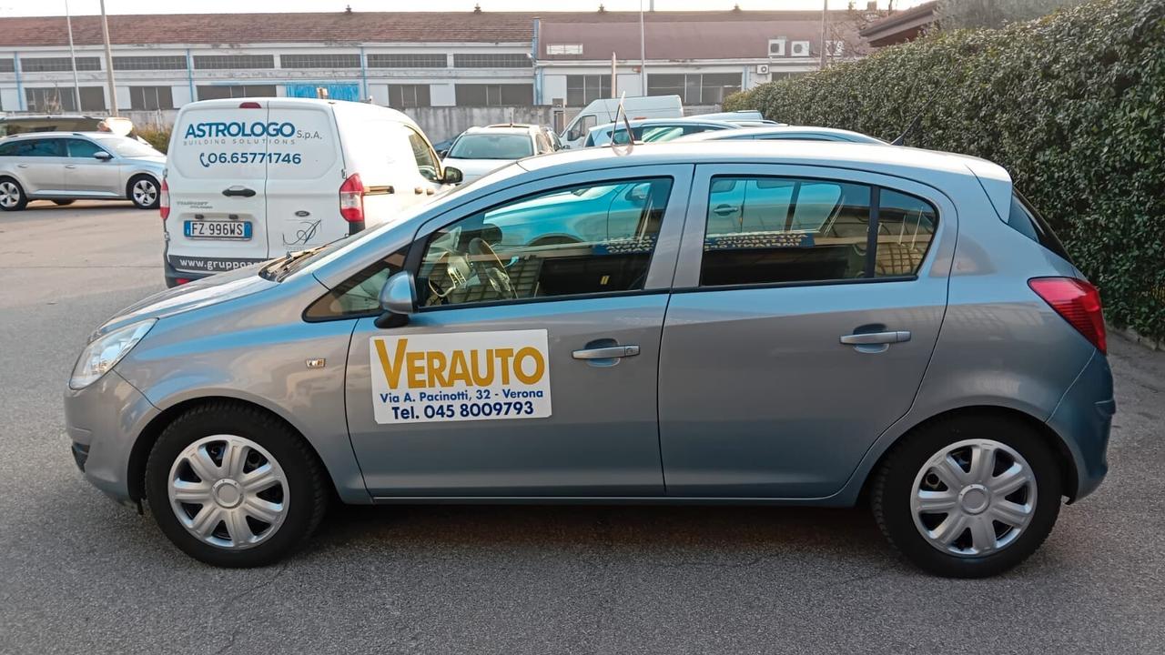 Opel Corsa 1.2 80CV 5 porte GPL-TECH Club