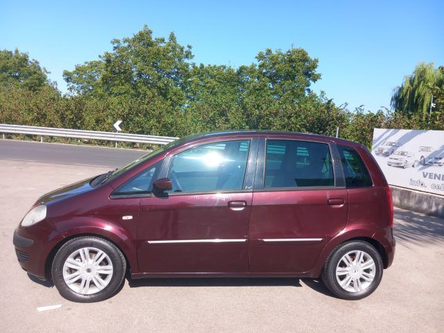 LANCIA MUSA 1.4 16V Platino Plus DFN 165.000 Km 4.000 €, a Nola 175117102 