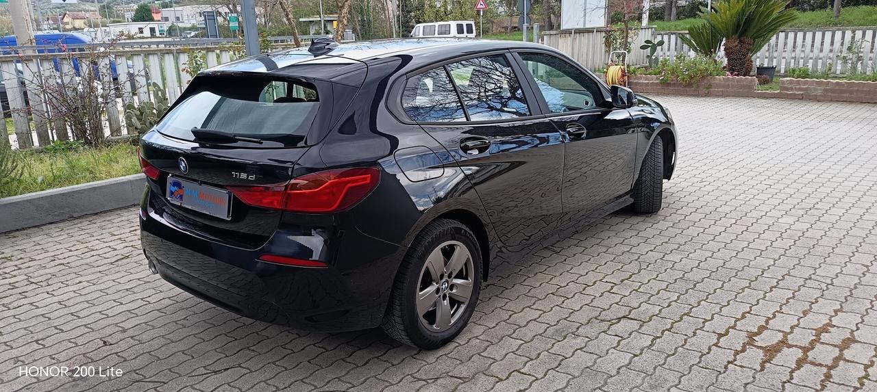 BMW 116 d Business Advantage auto ProMMO