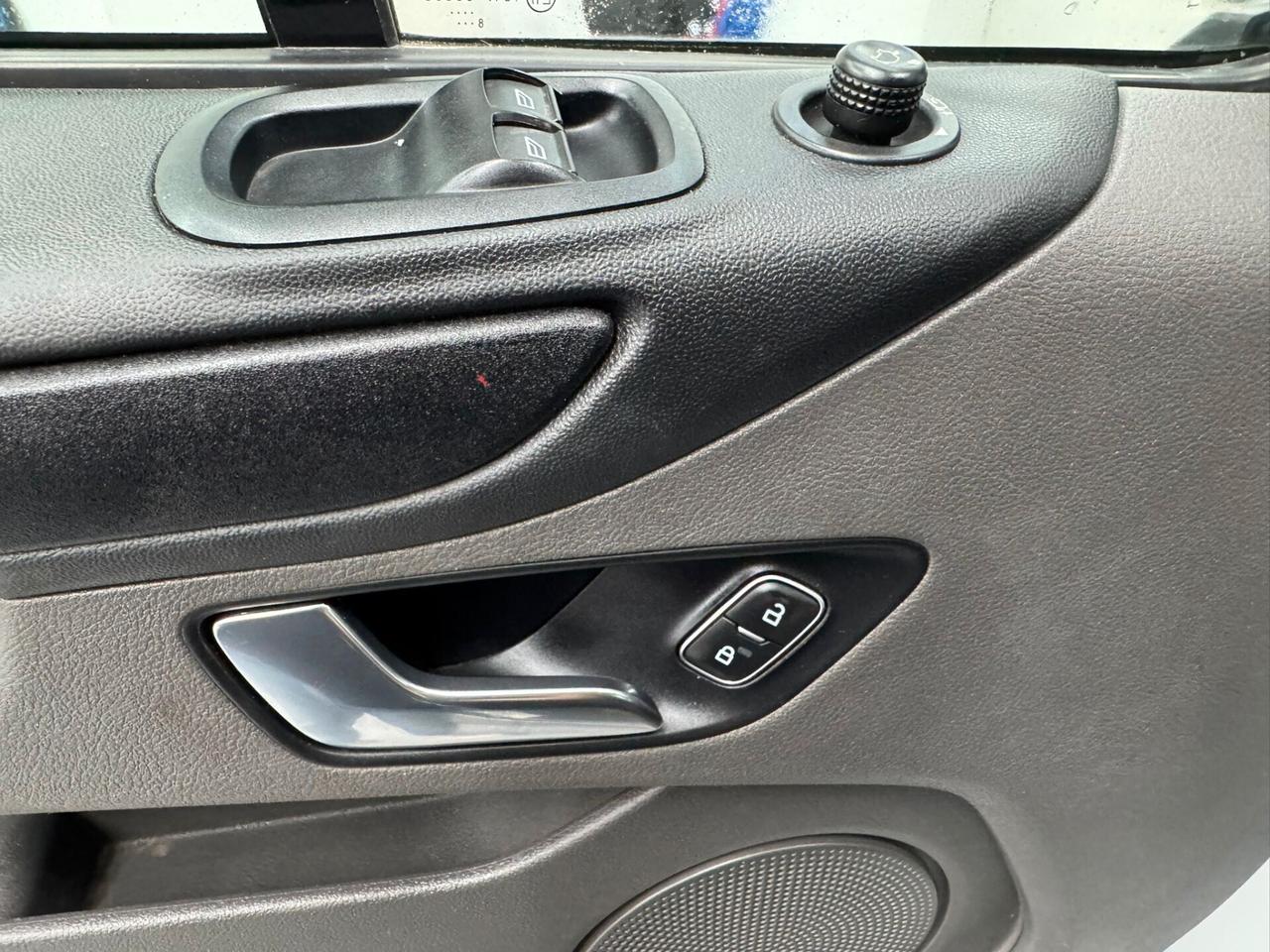 FORD TRANSIT CUSTOM 2.0 TDCI ANNO 2018 6 POSTI