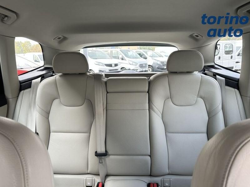 Volvo XC60 XC60 B4 (d) AWD Geartronic Inscription