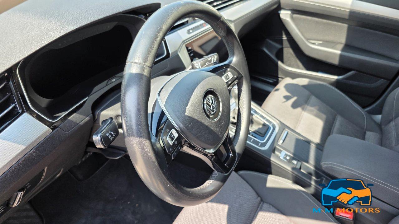 Volkswagen Passat Variant 2.0 tdi Business 150cv dsg 7m