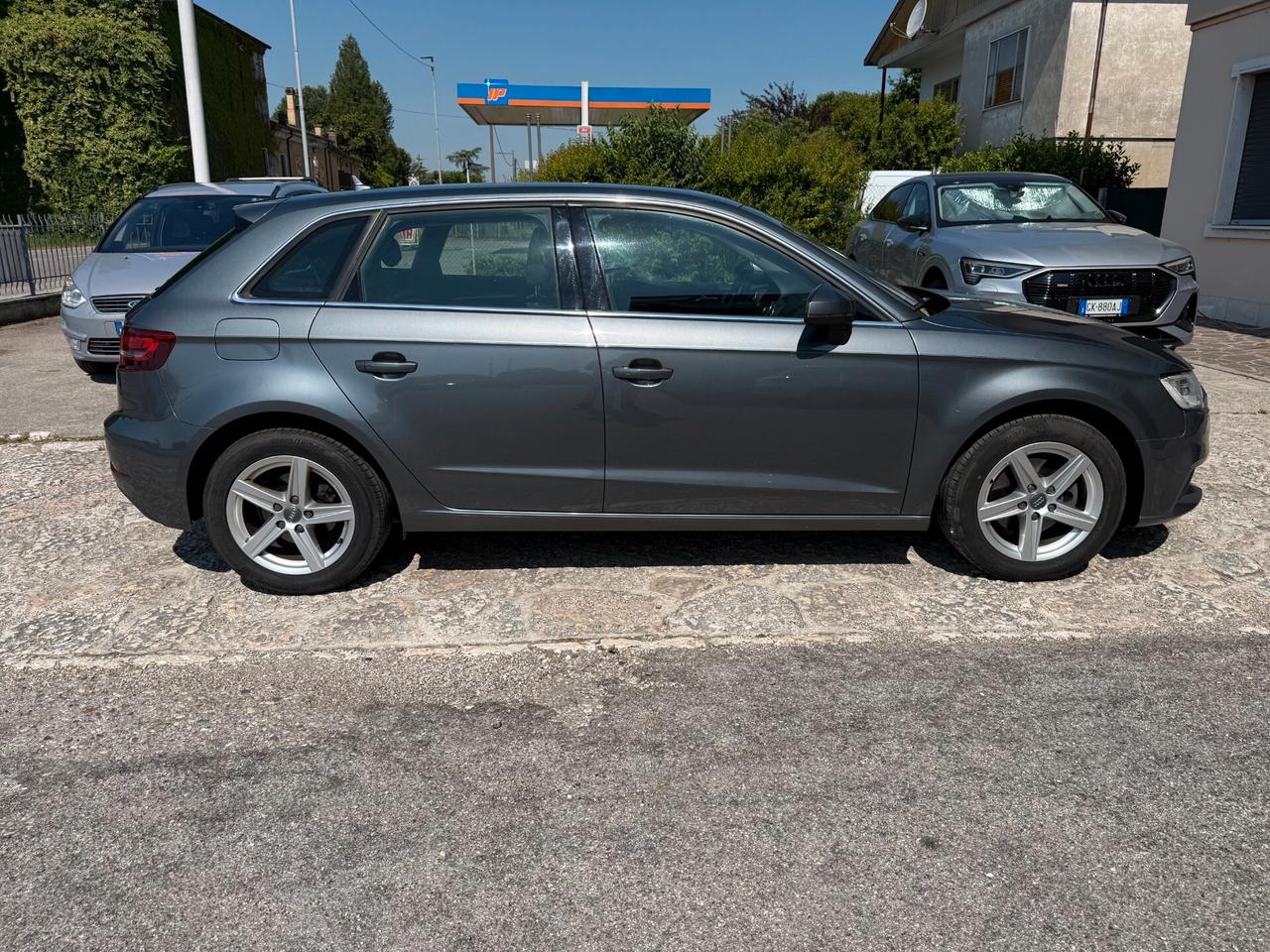 Audi A3 Sedan 1.6 TDI 116 CV Business