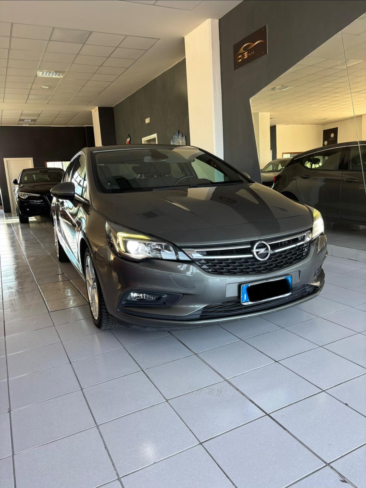 Opel Astra 1.6 CDTi 110CV Start&Stop 5 porte Innovation