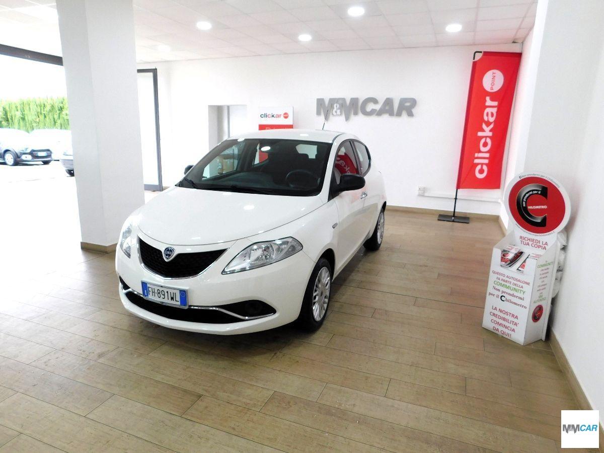 LANCIA - Ypsilon - 1.2 69 CV 5p. Silver