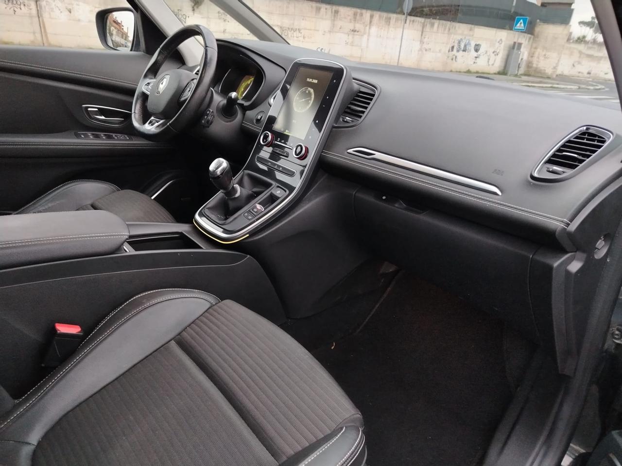 Renault Grand Scenic dCi 8V 110 CV Energy Bose