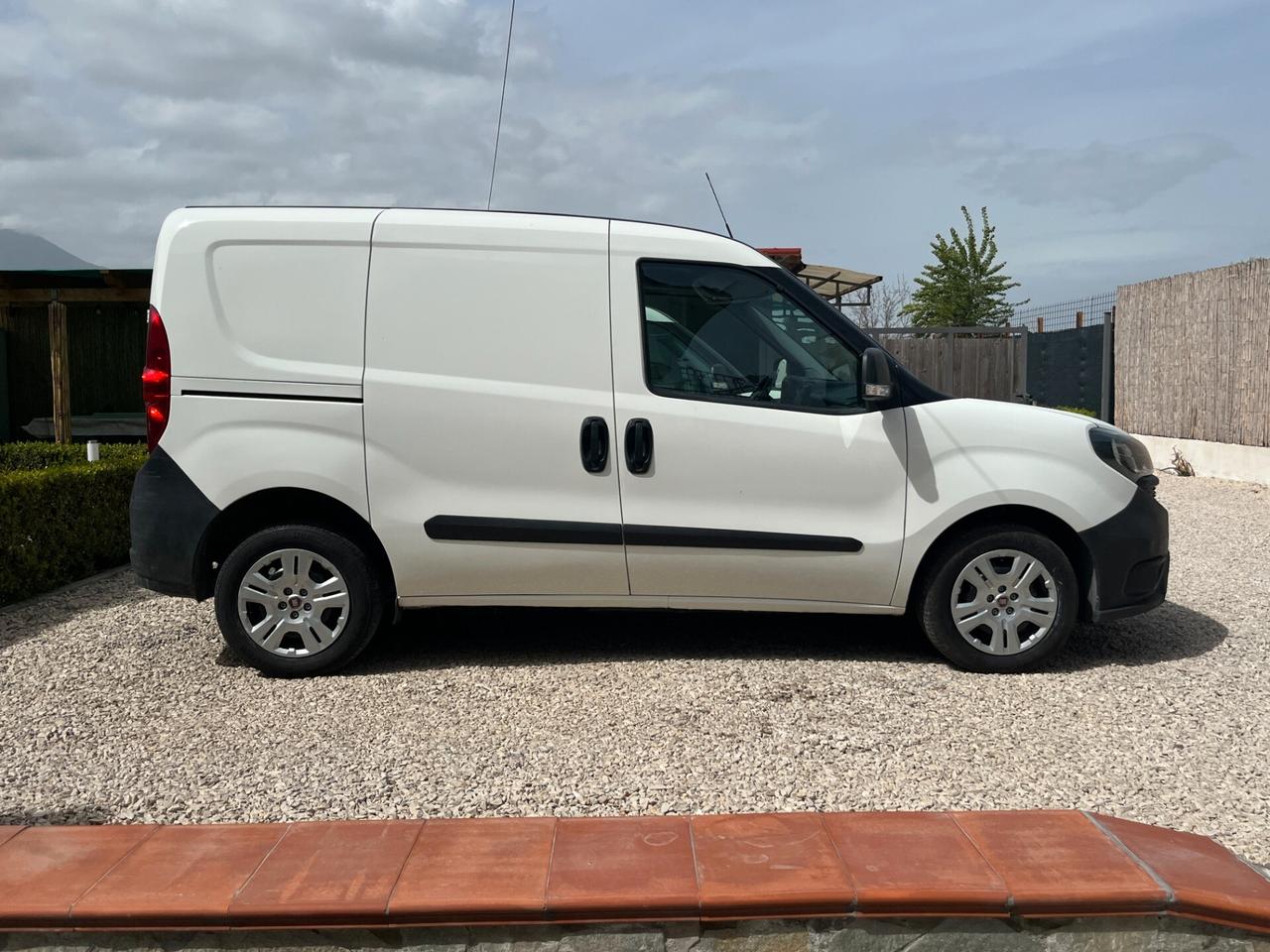 FIAT DOBLO’ 1.6 DIESEL 3 POSTI 2021