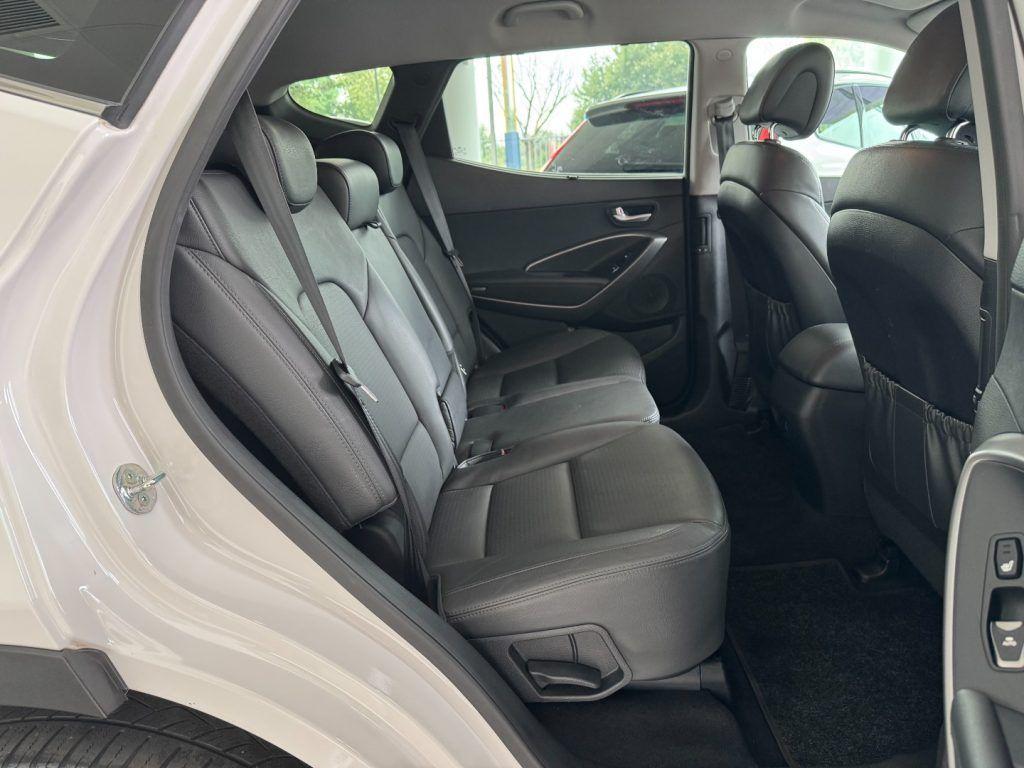 HYUNDAI Santa Fe 2.2 CRDi 4WD A/T Style