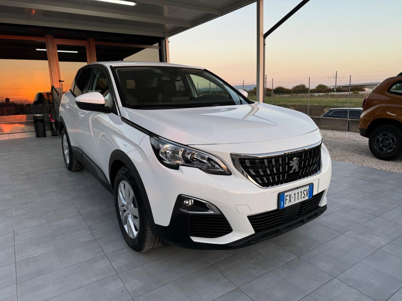 Peugeot 3008 BlueHDi 130 S&S Business