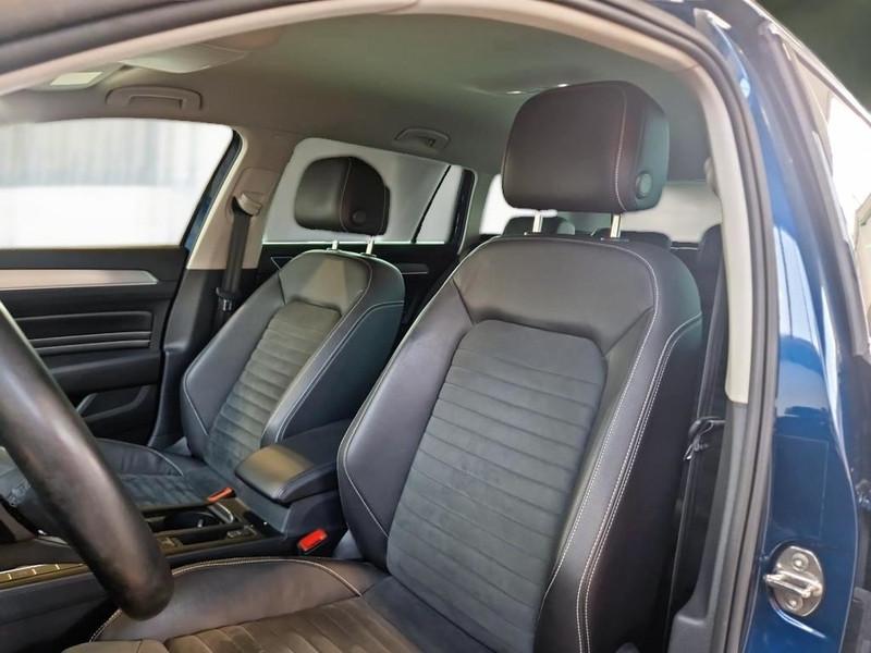 VOLKSWAGEN PASSAT VARIANT 2.0 TDI SCR EVO 110 KW EXECUTIVE DSG STATION WAGON