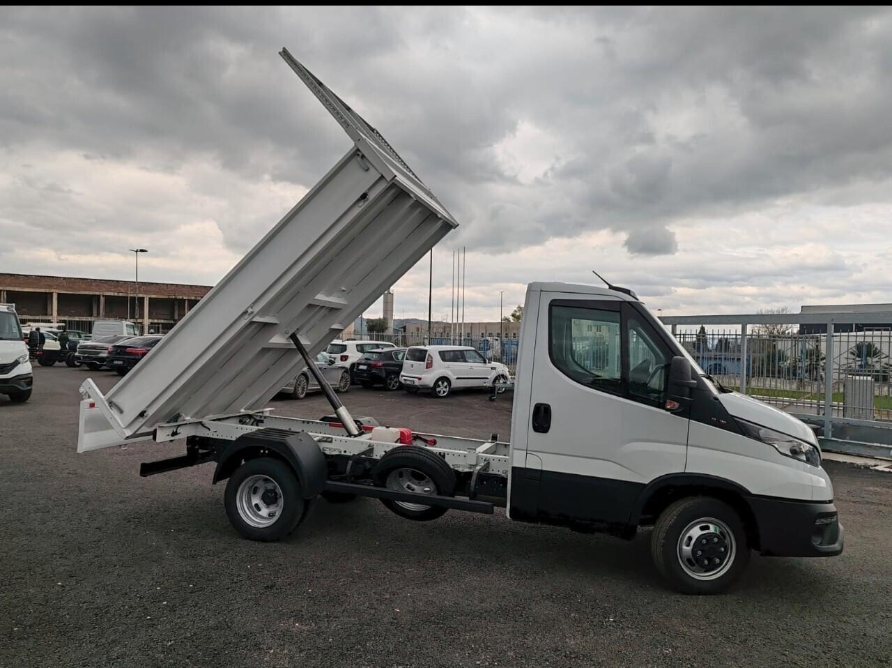 NUOVO - IVECO Daily 35-160 RIBALTABILE