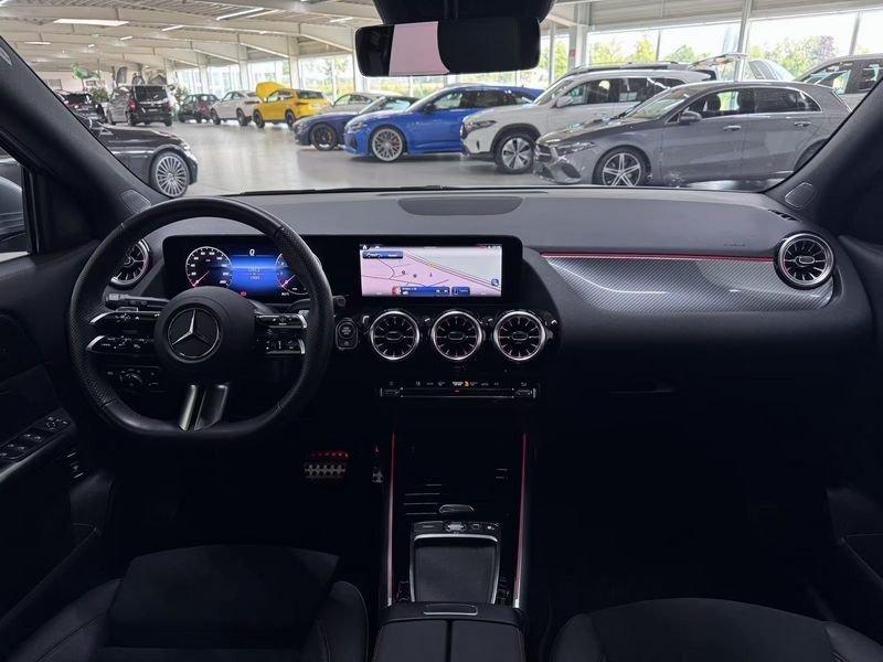 Mercedes-Benz GLA GLA 180 AMG Line LED CAMERA 360 KEYLESS