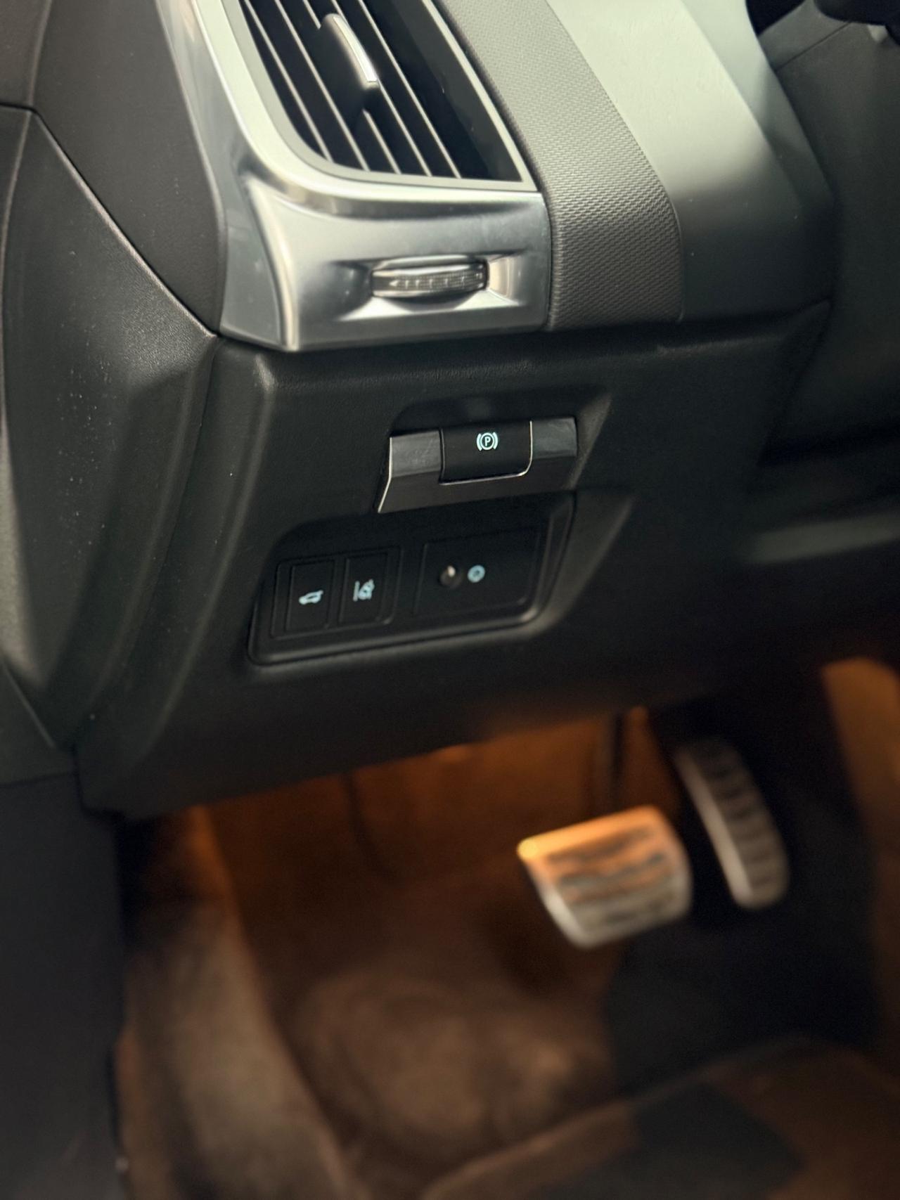 Jaguar E-Pace 2.0D 180 CV AWD aut. R-Dynamic HSE 05/2020 Euro 6B