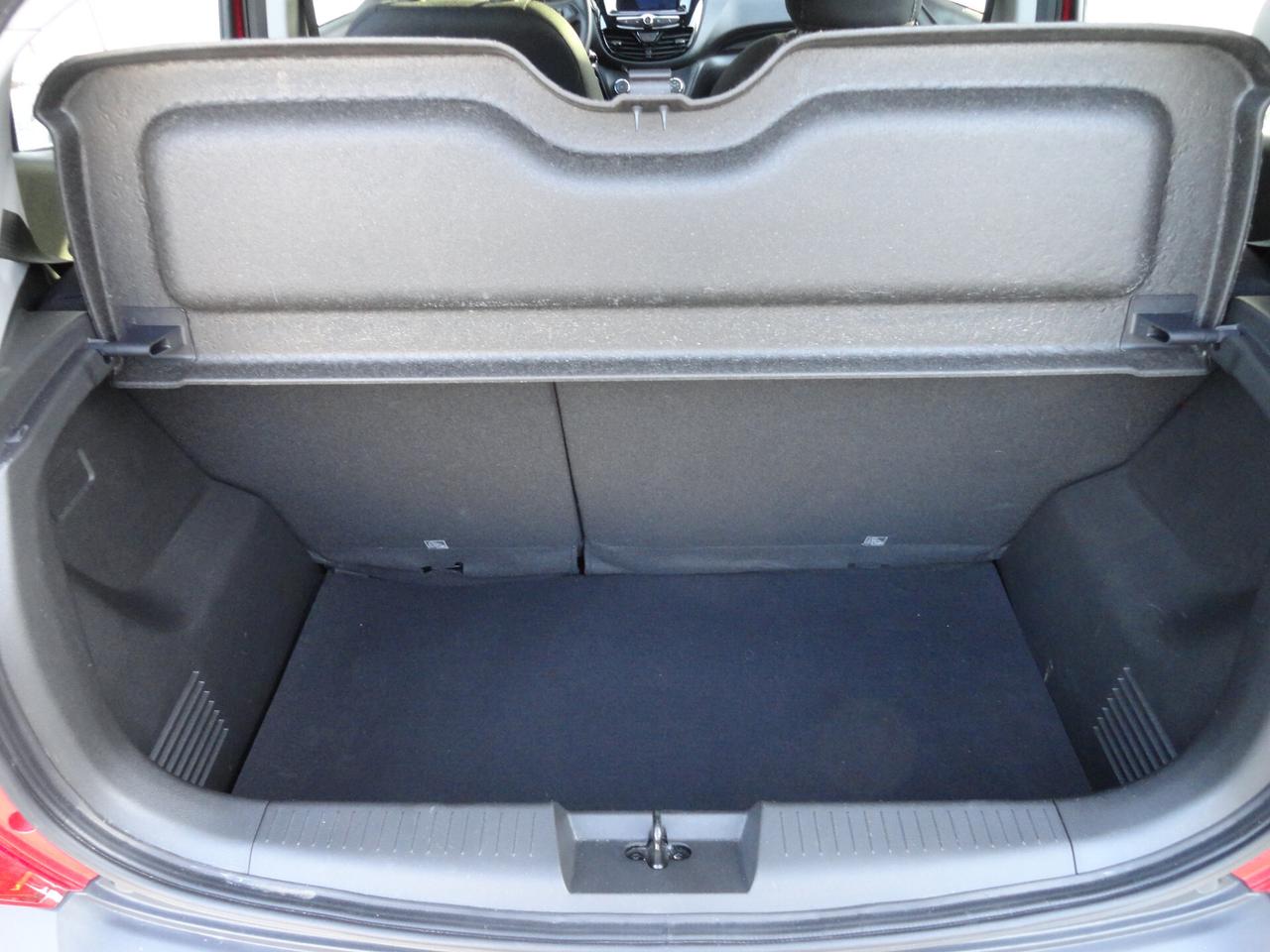 Opel Karl Rocks 1.0 73 CV