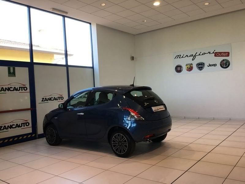 Lancia Ypsilon 1.0 FireFly 5 porte S&S Hybrid Gold