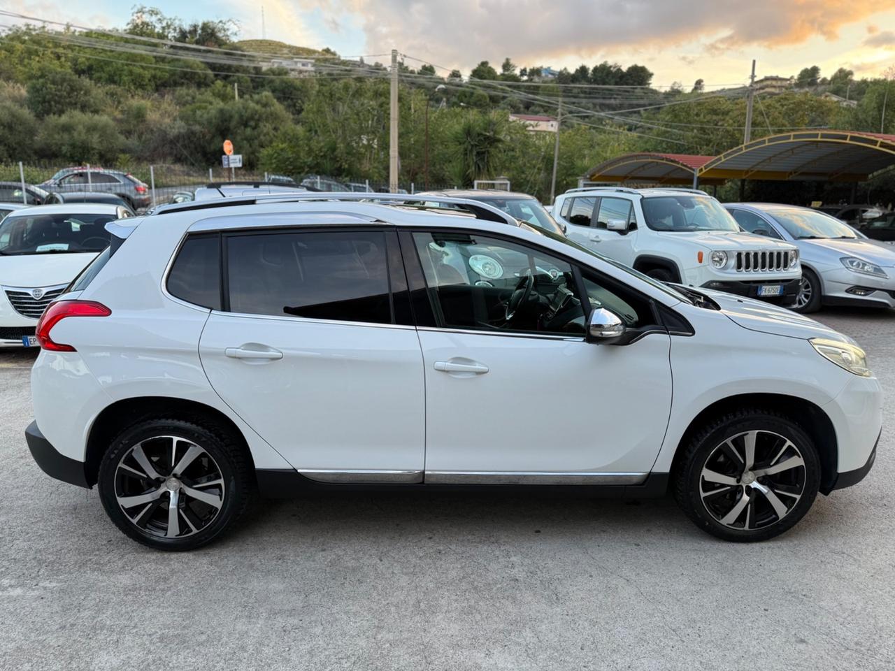 Peugeot 2008 1.6 HDi 115 CV Allure Km Certif.