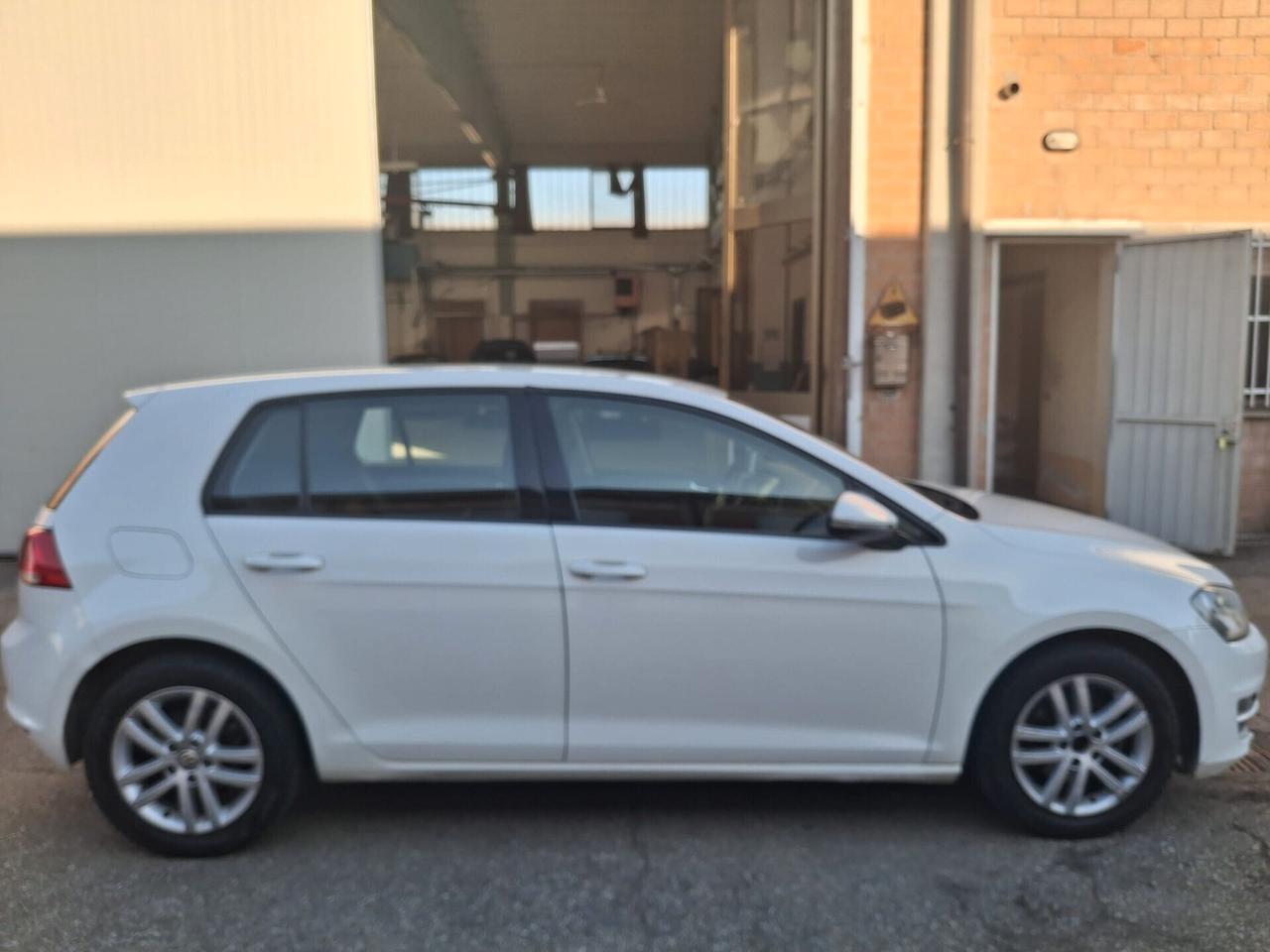 Volkswagen Golf 1.6 TDI 5p. Highline BlueMotion Technology