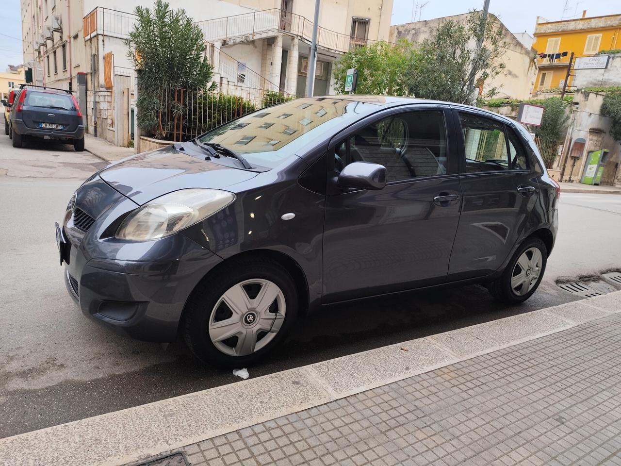 Toyota Yaris 1.0 BENZINA 69CV PERFETTA