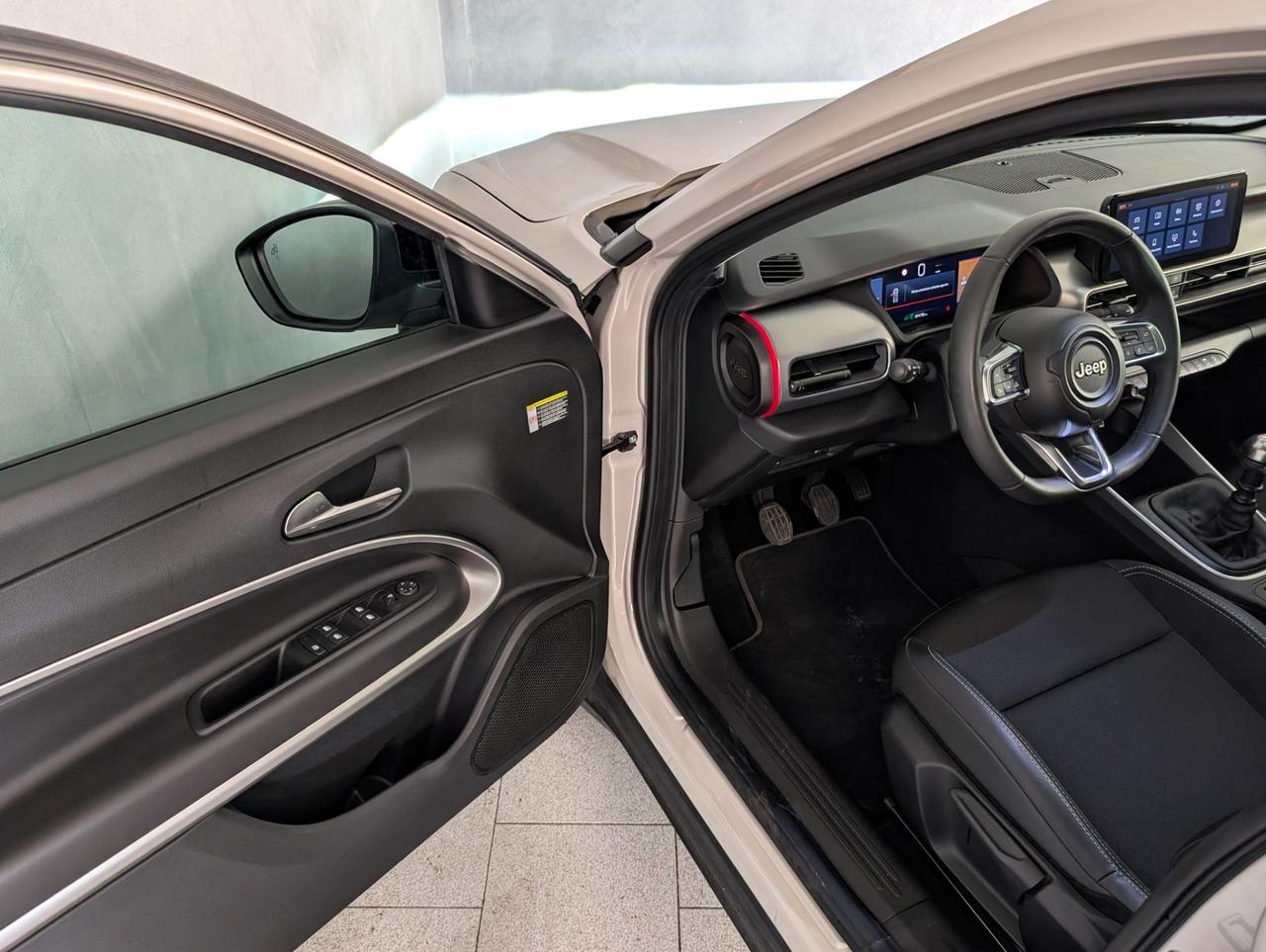 Jeep Avenger 1.2 Turbo 100cv Summit