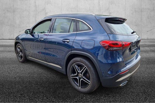 MERCEDES-BENZ GLA 250 Automatic 4Matic Premium