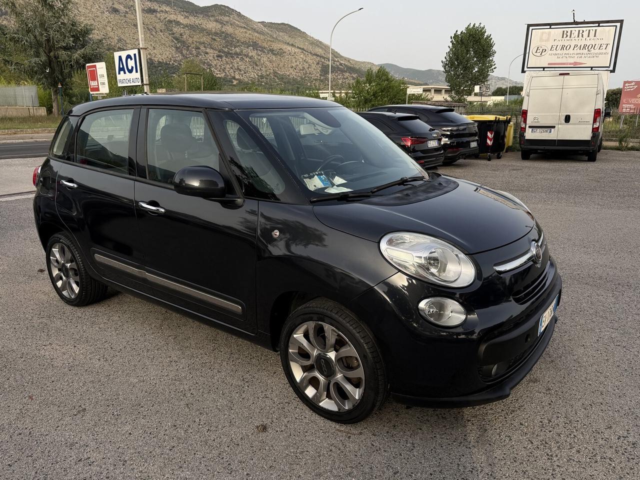 FIAT 500L 1.3 MJT LOUNGE ADATTA NEOPATENTATI