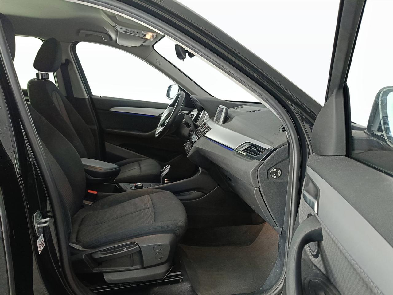 BMW X1 F48 2019 - X1 sdrive18d Advantage auto