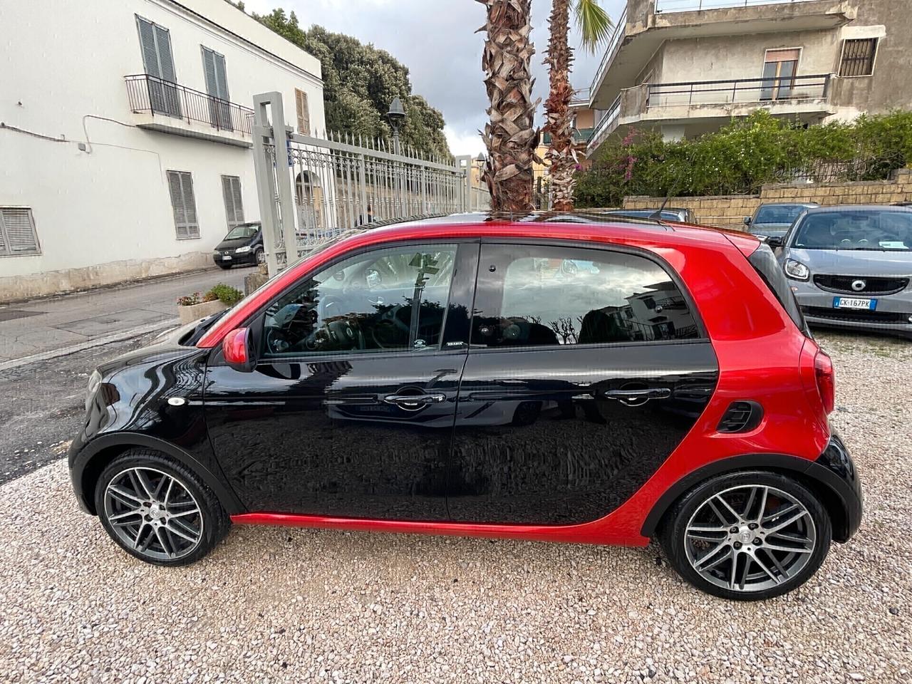 Smart ForFour BRABUS 0.9 Turbo 109 cv twinamic