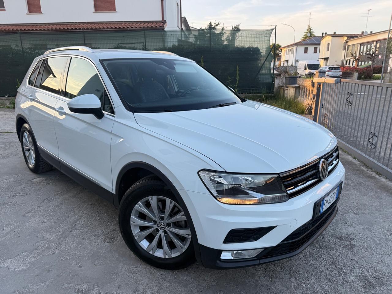 Volkswagen Tiguan 1.6 TDI KM CERTIFICATI 88800 NEW