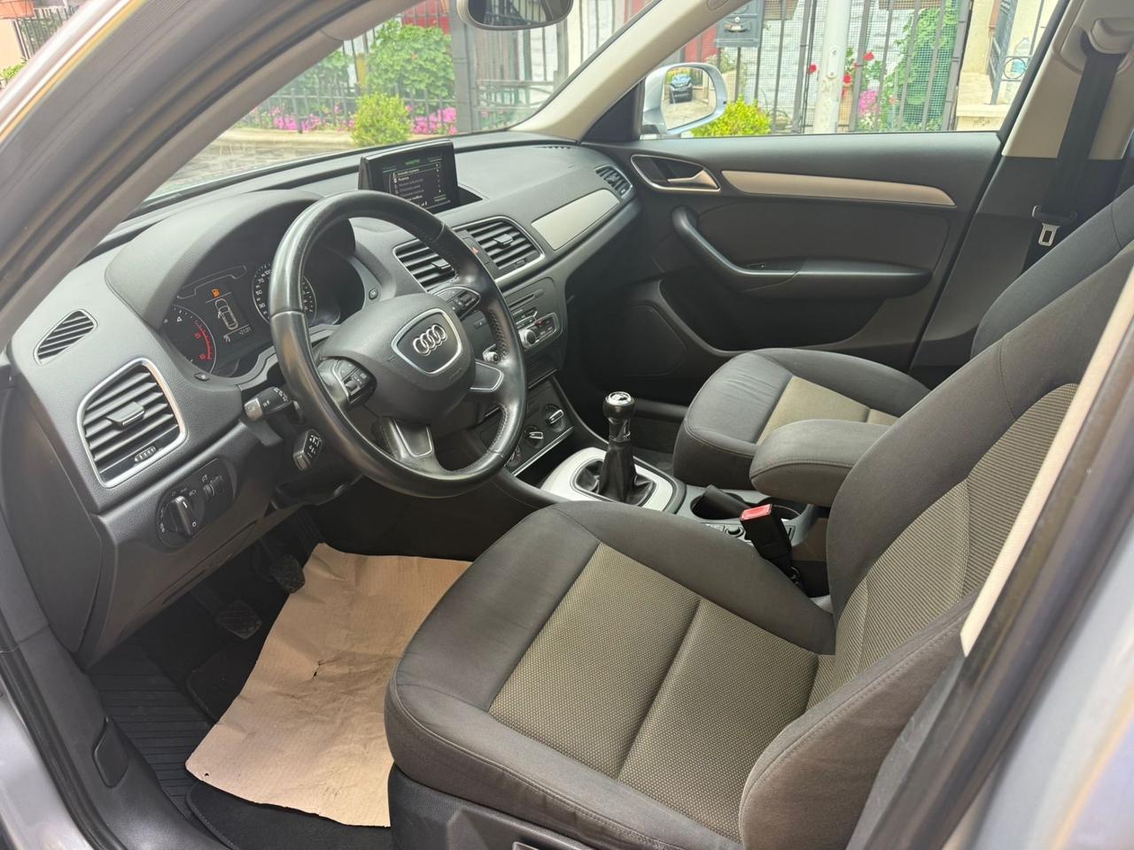 Audi Q3 2.0 TDI Advanced 140 cv