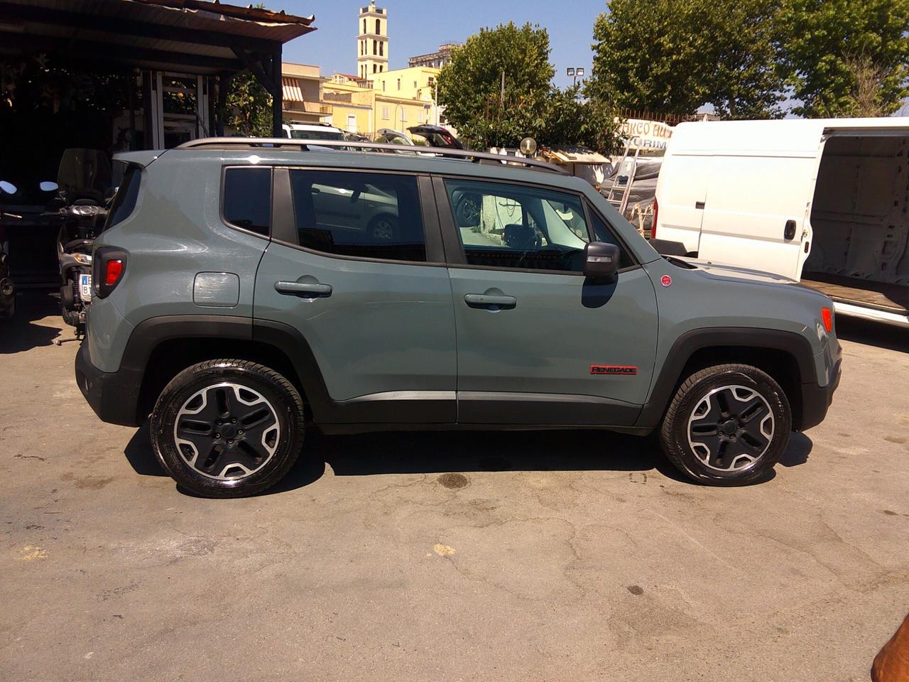 Jeep Renegade 2.0 Mjt 170CV 4WD Active Drive Low Trailhawk 15