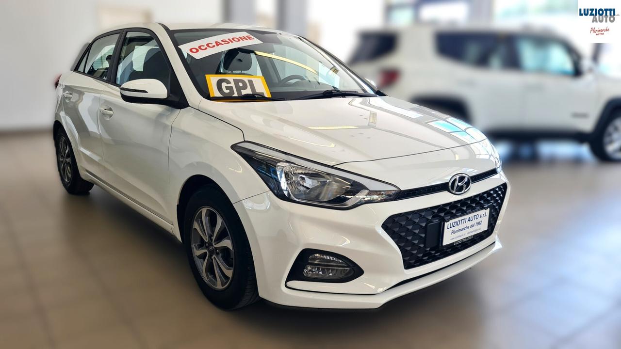 Hyundai i20 1.2 GPL CONNECTLINE 5P.