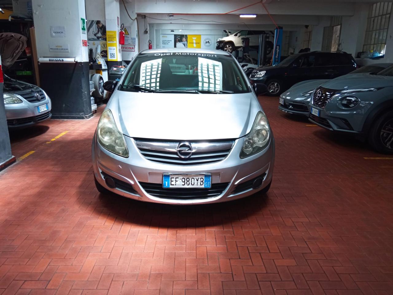 Opel Corsa 1.2 5 porte Club Benzina/Metano