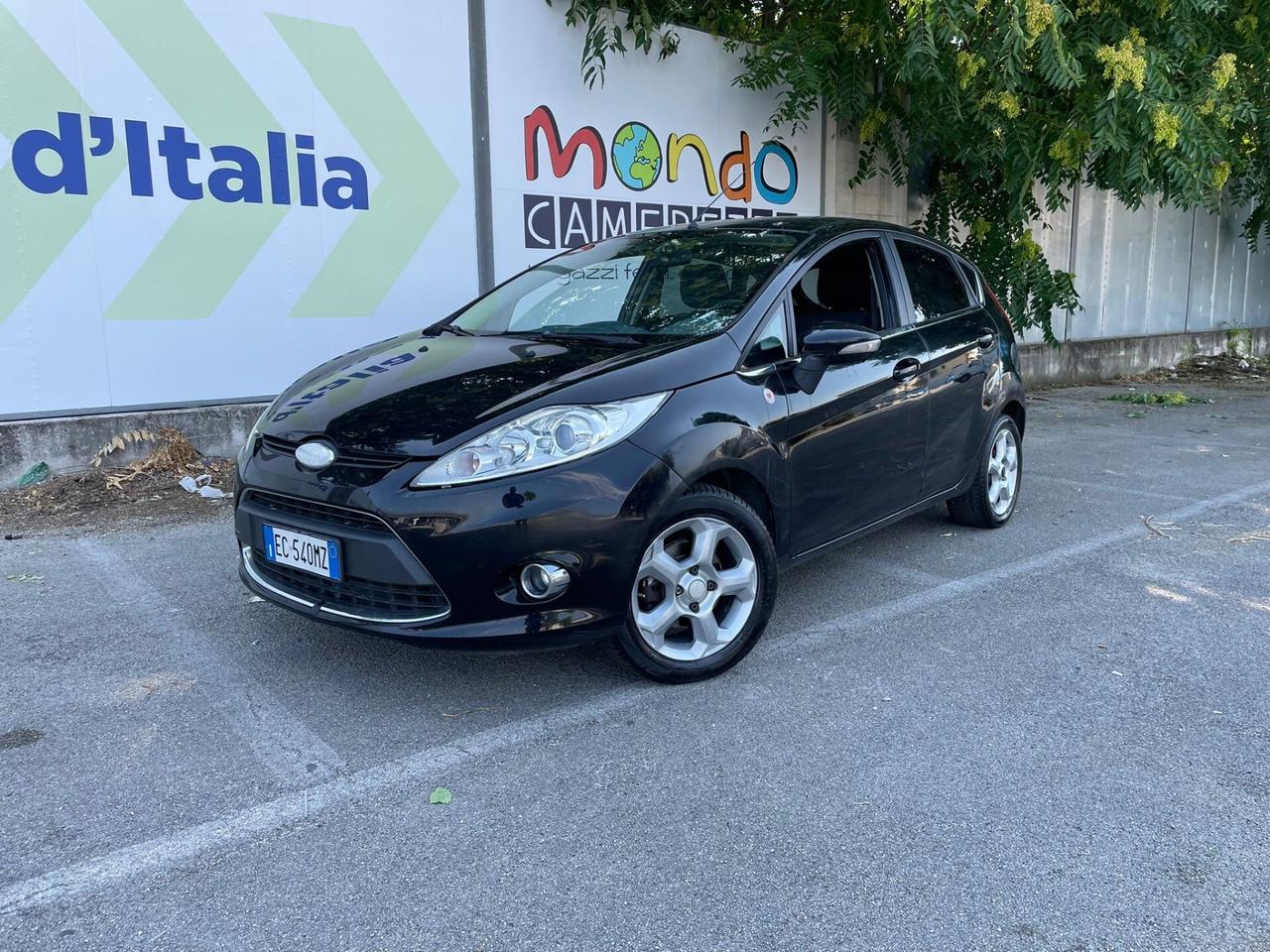 Ford Fiesta Ikon 1.4 5 porte Bz.- GPL
